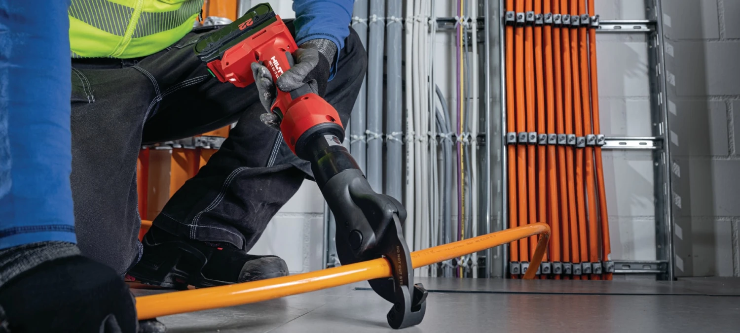 NCT 53 C-22 Copper/Aluminum Cordless Cable Cutter - Image 3