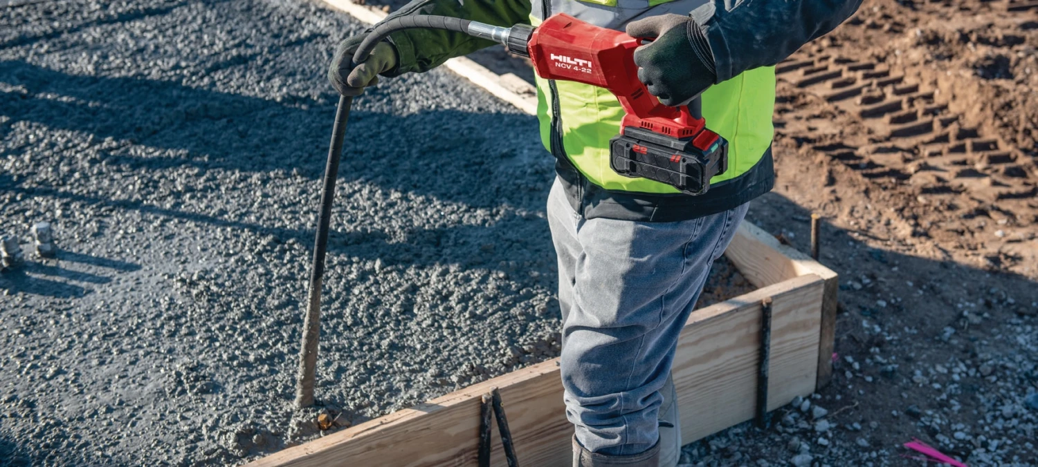 NCV 4-22 Cordless Concrete Vibrator - Image 3